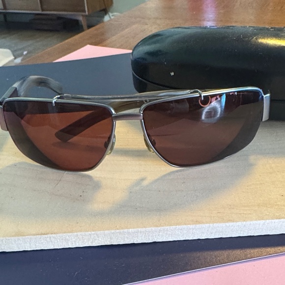 Gucci Sunglasses with Dark Brown Lenses and Silver Frame - Picture 1 of 7